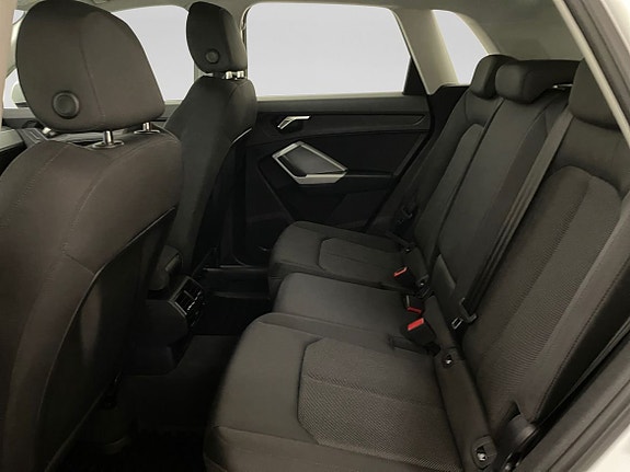 Audi Q3 5 of 15