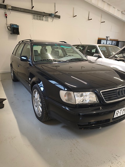 Audi S6 2 of 7