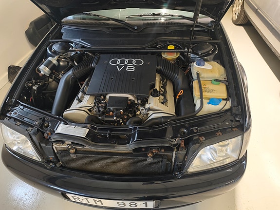 Audi S6 4 of 7