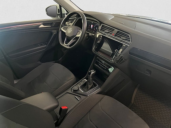 Volkswagen Tiguan 12 of 14