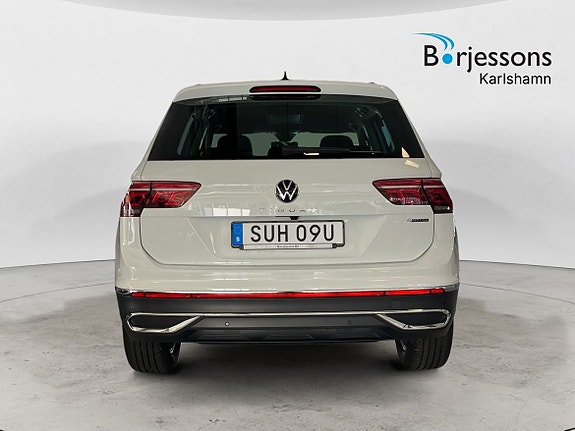 Volkswagen Tiguan 4 of 14