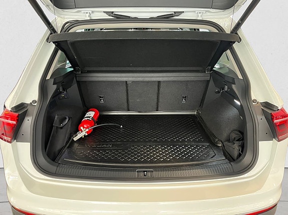 Volkswagen Tiguan 14 of 14