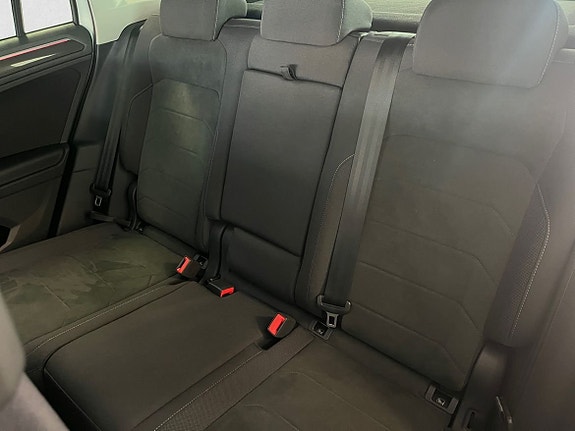 Volkswagen Tiguan 11 of 14