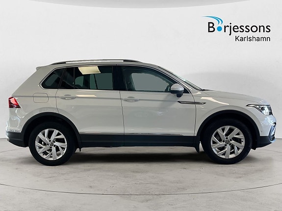 Volkswagen Tiguan 2 of 14