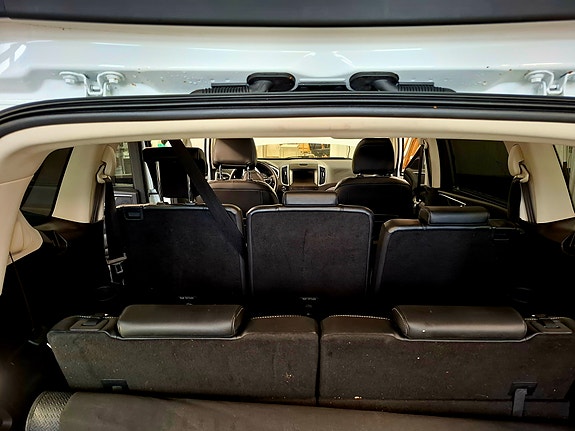 Ford S-MAX 10 of 11