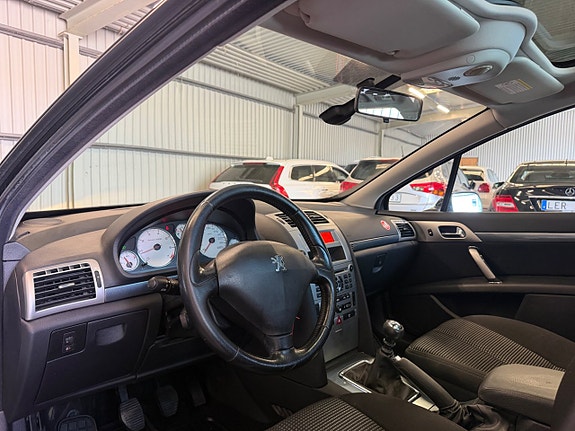 Peugeot 407 11 of 15