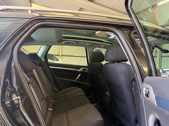 Peugeot 407 9 of 15