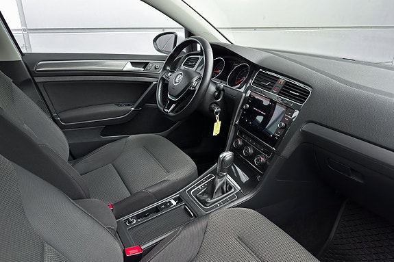 Volkswagen Golf I 13 of 30