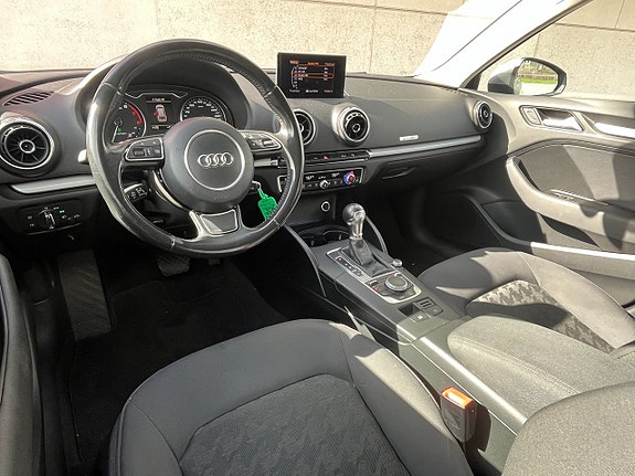 Audi A3 8 of 14