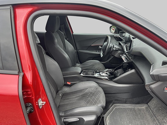 Peugeot 2008 9 of 19