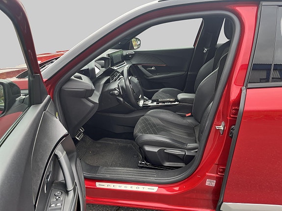 Peugeot 2008 8 of 19