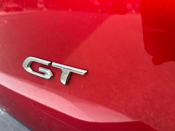 Peugeot 2008 16 of 19