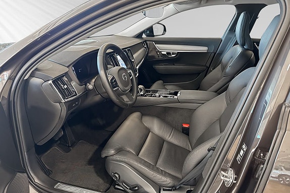 Volvo V90 7 of 30