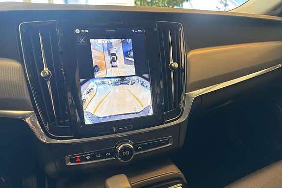 Volvo V90 21 of 30