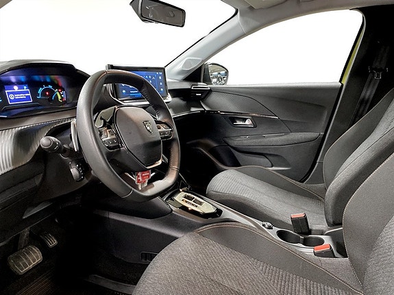 Peugeot 208 5 of 18