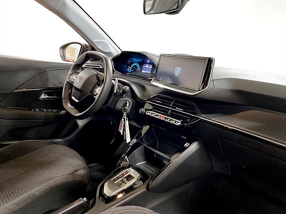Peugeot 208 14 of 18