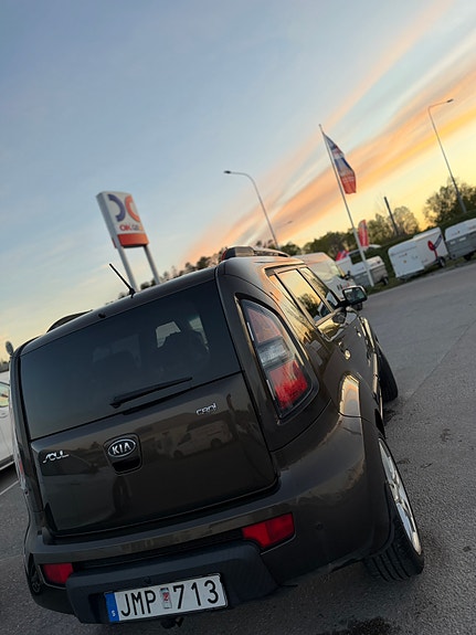 Kia Soul 5 of 7