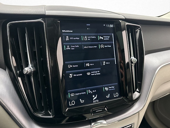 Volvo XC60 26 of 30