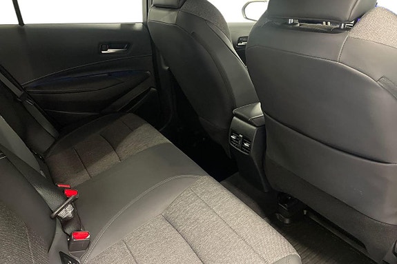 Toyota Corolla 9 of 21