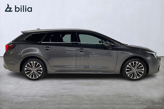 Toyota Corolla 18 of 21