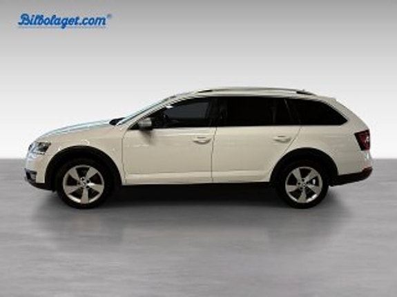 Skoda Octavia Scout 7 of 11