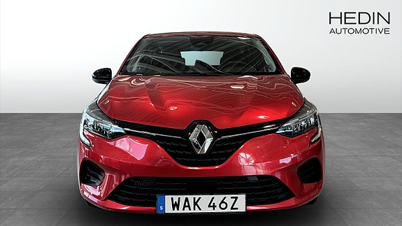 Renault Clio 8 of 14