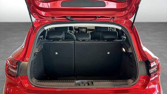 Renault Clio 10 of 14