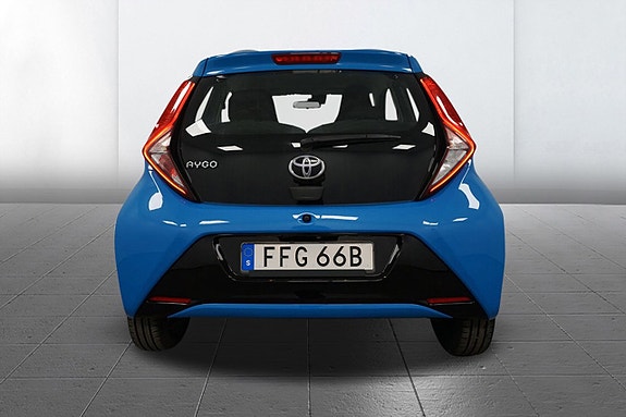 Toyota Aygo 7 of 18