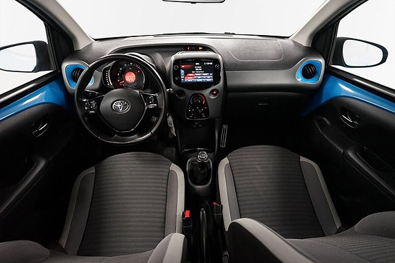 Toyota Aygo 11 of 18