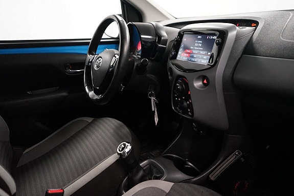 Toyota Aygo 14 of 18