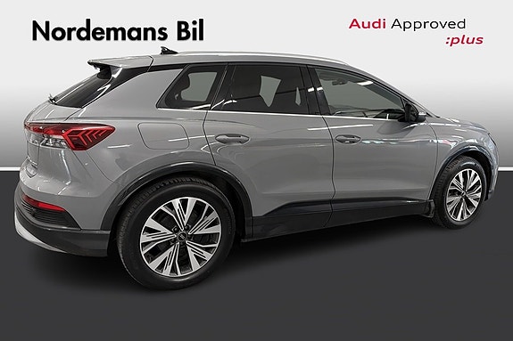 Audi Q4 e-tron 4 of 7