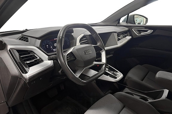 Audi Q4 e-tron 5 of 7