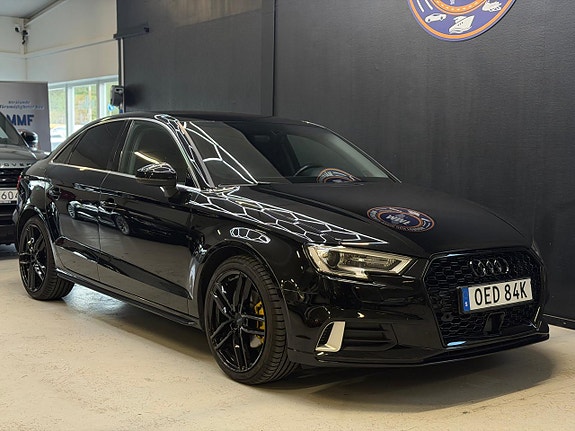 Audi A3 3 of 22