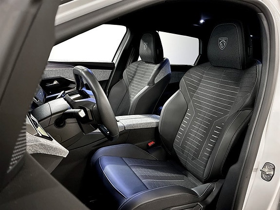 Peugeot 5008 4 of 19