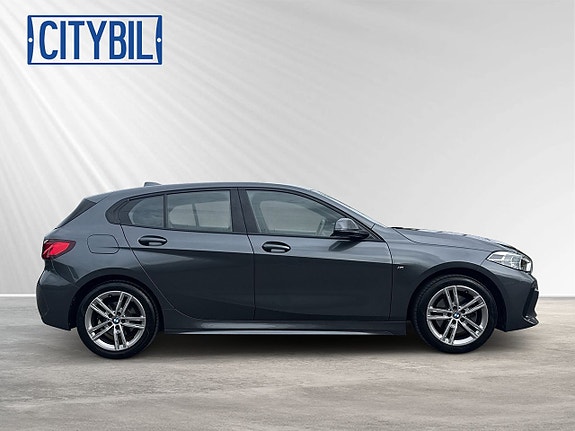 BMW 118i 6 of 23
