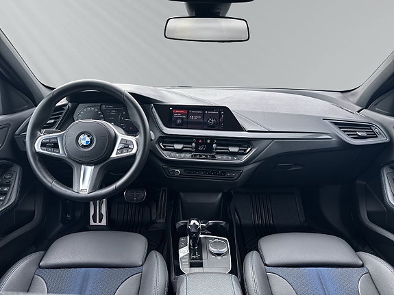 BMW 118i 12 of 23