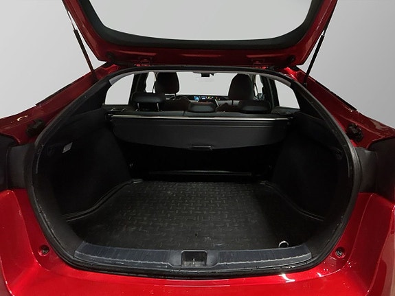 Toyota Prius 11 of 18