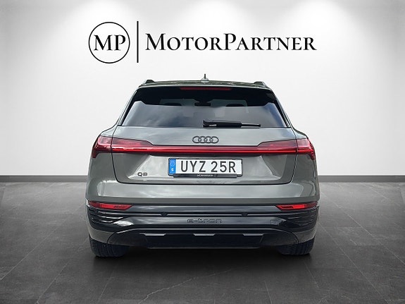 Audi Q8 e-tron 7 of 27