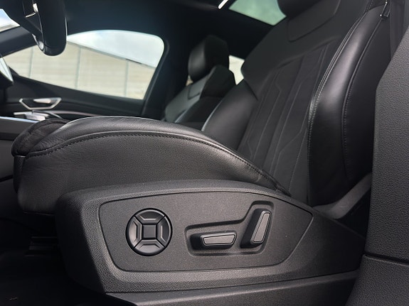 Audi Q8 e-tron 25 of 27