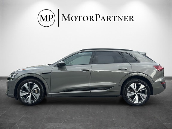 Audi Q8 e-tron 5 of 27