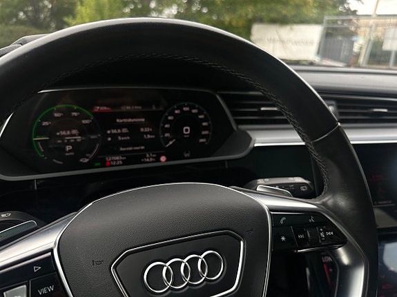 Audi Q8 e-tron 19 of 27