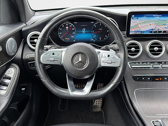 Mercedes-Benz GLC300 d 10 of 18