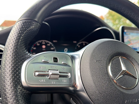 Mercedes-Benz GLC300 d 16 of 18