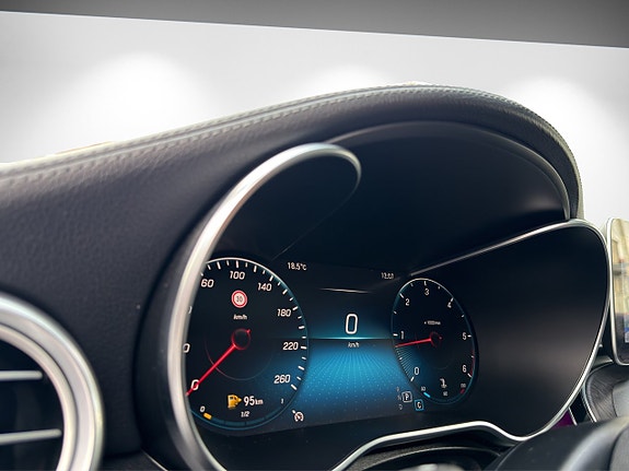 Mercedes-Benz GLC300 d 14 of 18