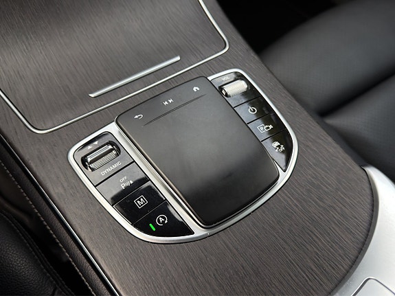 Mercedes-Benz GLC300 d 17 of 18