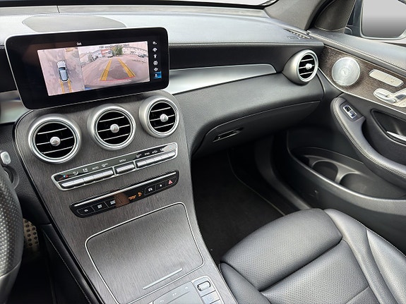 Mercedes-Benz GLC300 d 12 of 18