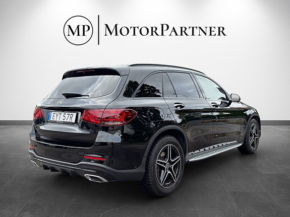 Mercedes-Benz GLC300 d 7 of 18