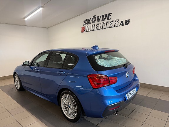 BMW 118d 3 of 12