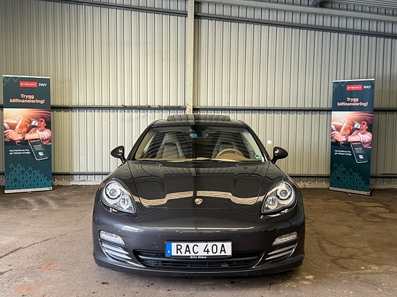 Porsche Panamera 4S 6 of 26