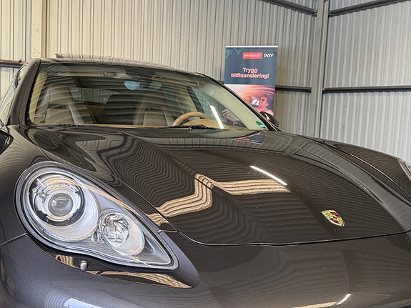 Porsche Panamera 4S 5 of 26